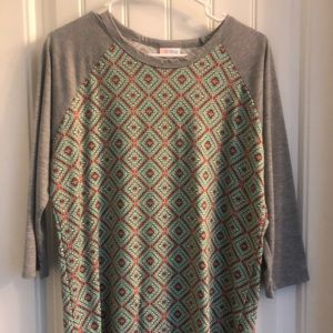 Lularoe Randy Tee